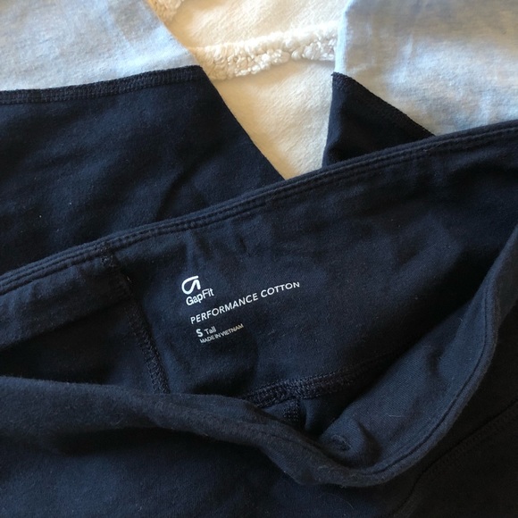 GapFit Colorblock 7/8 Leggings - Picture 3 of 4